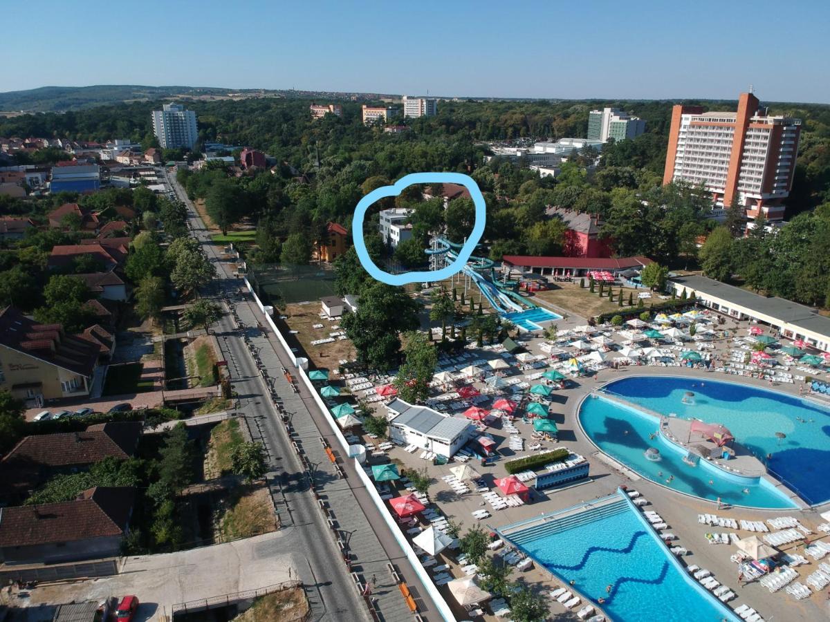 Octogon Hotel Baile Felix Exterior photo