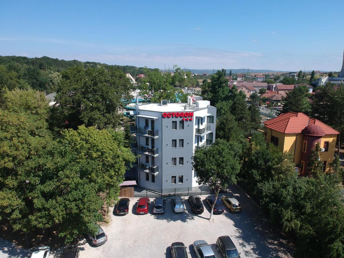 Octogon Hotel Baile Felix Exterior photo